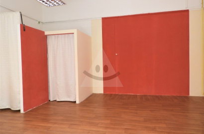 Office - commercial space FOR RENT in the center of Nové Zámky