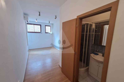 Kancelársky priestor na Nádvorí Európy v Komárne na prenájom Kancelársky priestor na Nádvorí Európy v Komárne na prenájom