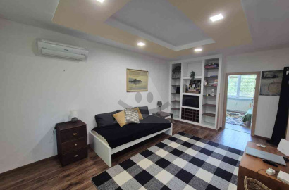 Moderný, priestranný a zariadený 3 izbový byt v Komárne na prenájom Moderný, priestranný a zariadený 3 izbový byt v Komárne na prenájom