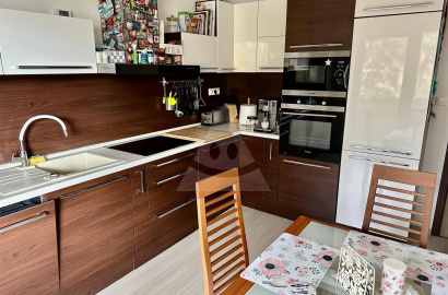 For rent 4-room apartment in the center of Komárno